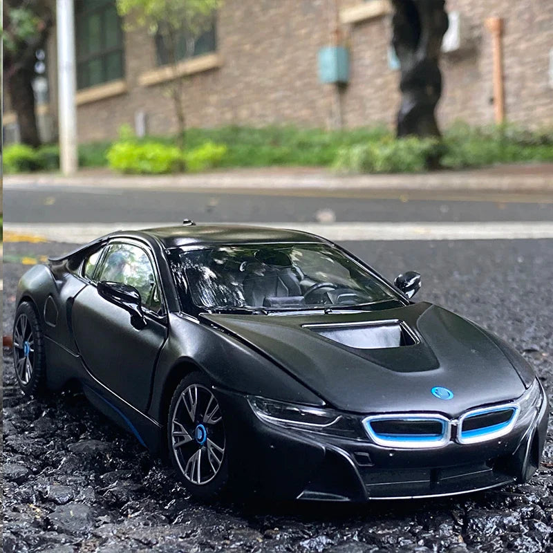 1:24 Scale BMW I8